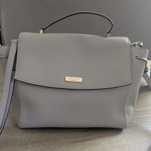 Kate Spade Southport Avenue Gray Pebbled | Mercari Elegant Kate Spade Gray Leather Shoulder Bag display picture 1